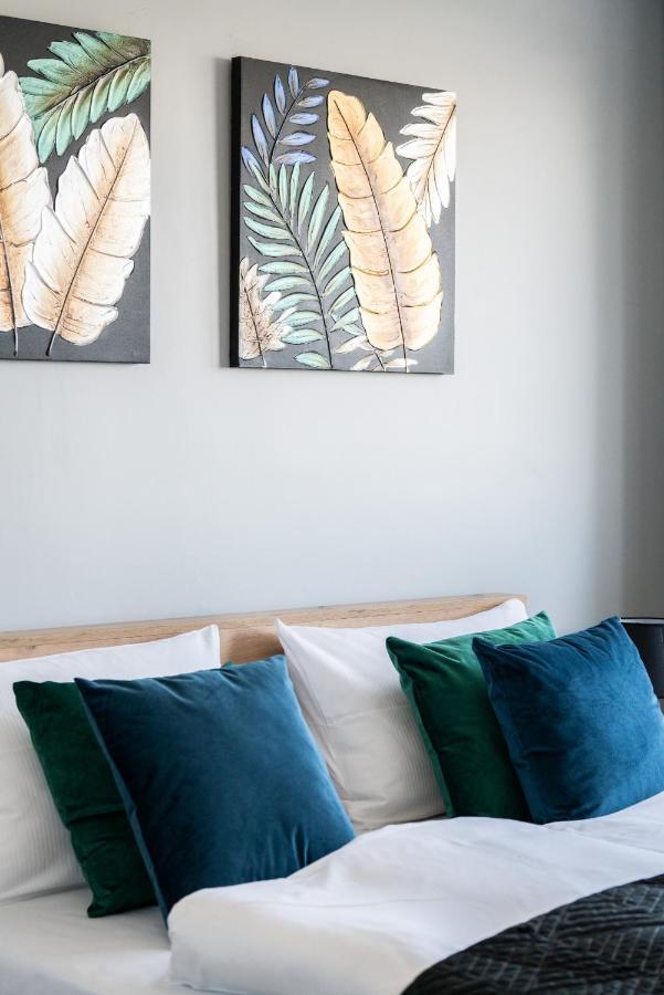 Stylish Apartment Near Wroclavia For 4 Guests By Noclegi Renters Breslávia Exterior foto