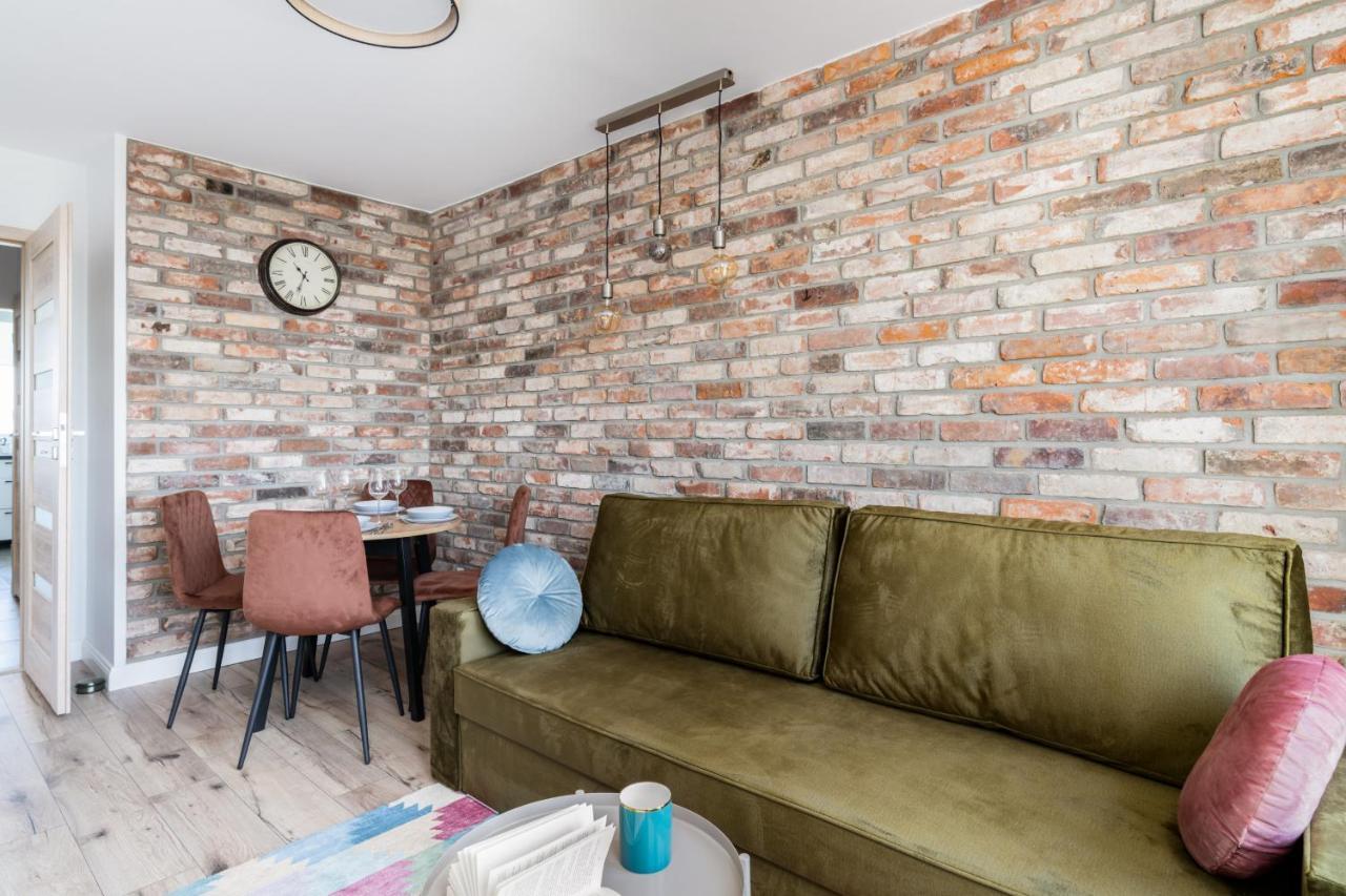 Stylish Apartment Near Wroclavia For 4 Guests By Noclegi Renters Breslávia Exterior foto